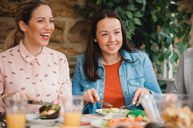 Talking Over a Healthy Lunch